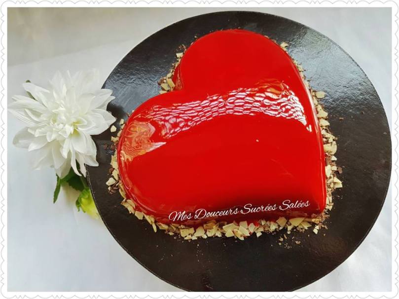 coeur-bombe-glacage-miroir-rouge